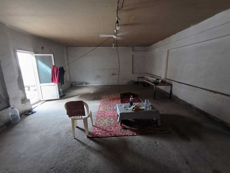 Kelesda 40 m2 bino ijaraga beriladi. Сдается 40 м2 здание в Келесе. Kelesda 40 m2 bino ijaraga beriladi. Сдается 40 м2 здание в Келесе.