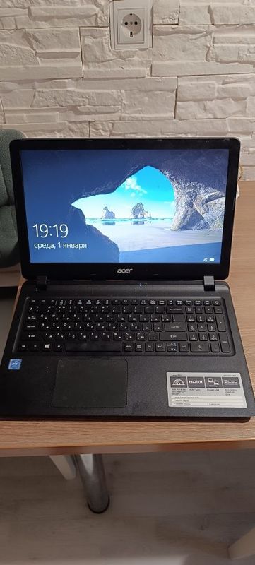 Продам ноутбук Acer Aspire ES 15 Продам ноутбук Acer Aspire ES 15