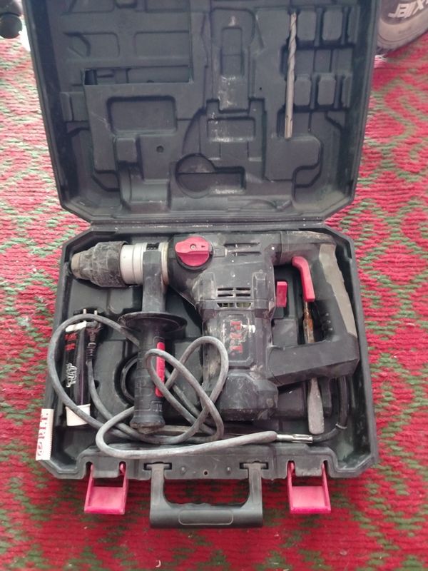 Perforator sotiladi. Продаётся перфоратор Perforator sotiladi. Продаётся перфоратор