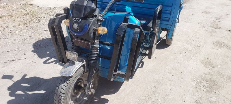 Elektron mototsikl sotiladi Elektron mototsikl sotiladi