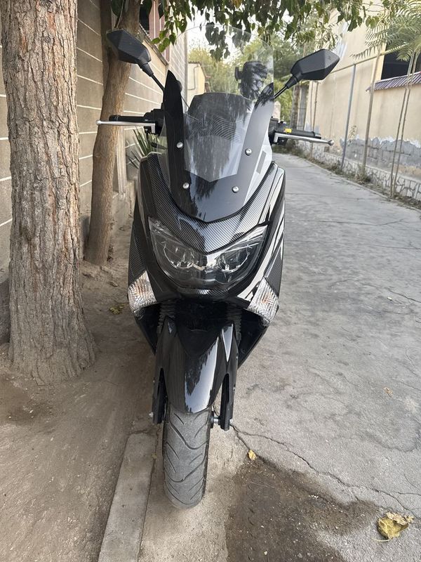 NMAX скутер продаю