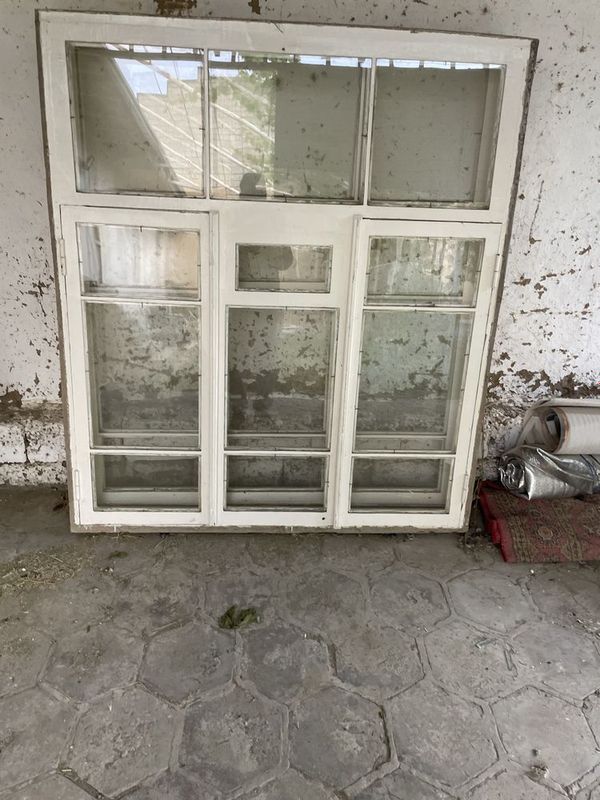 Treza sotiladi taxtali baqvat Treza sotiladi taxtali baqvat