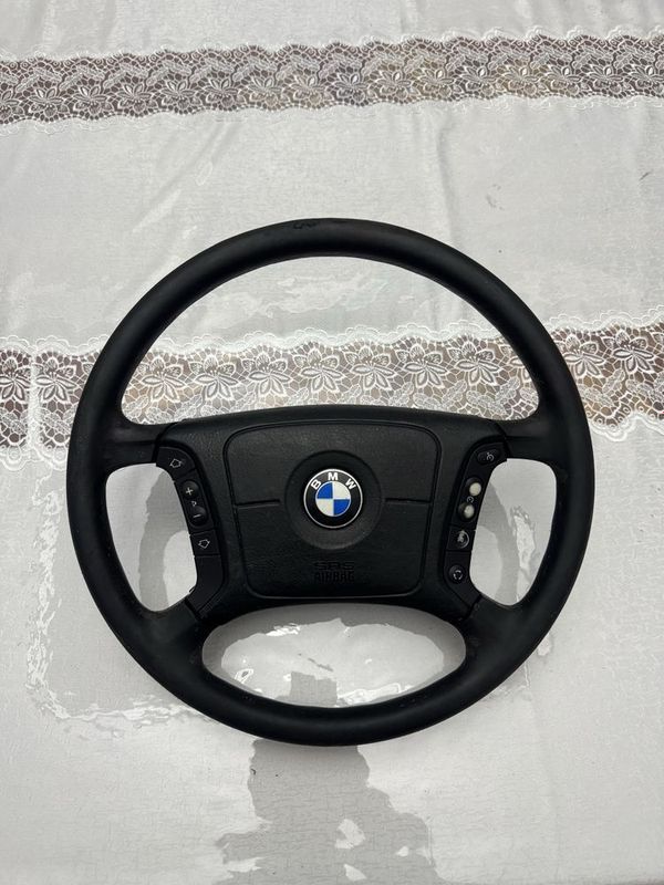 Руль от bmw пятерки