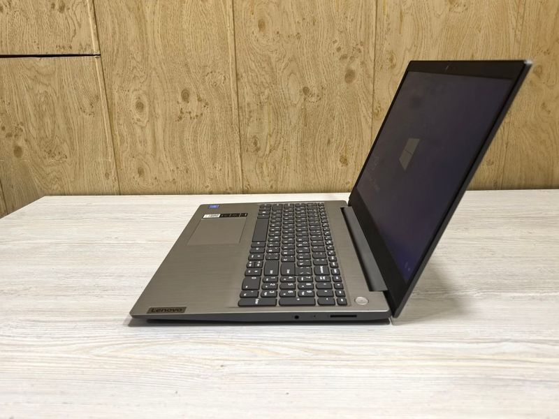 Продается ноутбук Lenovo Продается ноутбук Lenovo