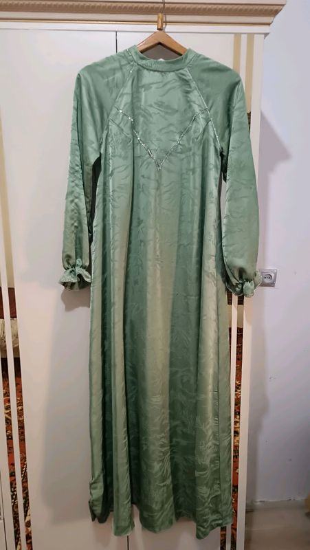 kôp kiyilmagan koylak. materiali sholk konditsioner. XL