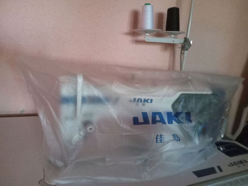 JAKI tikuv moshinasi