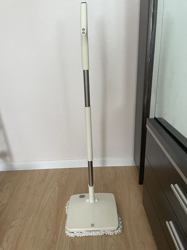 Продам электрошвабру Продам электрошвабру