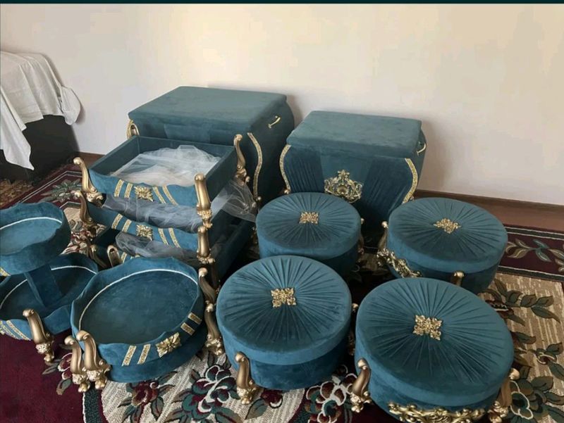 Sarpo qutilari sotiladi. 2.500 ming soʻm yangidek