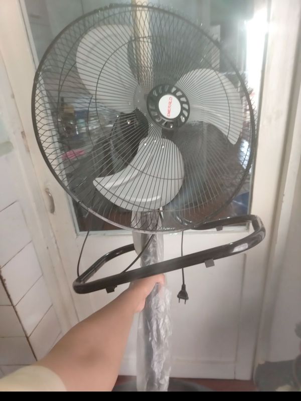 Ventilyator sotiladi Ventilyator sotiladi