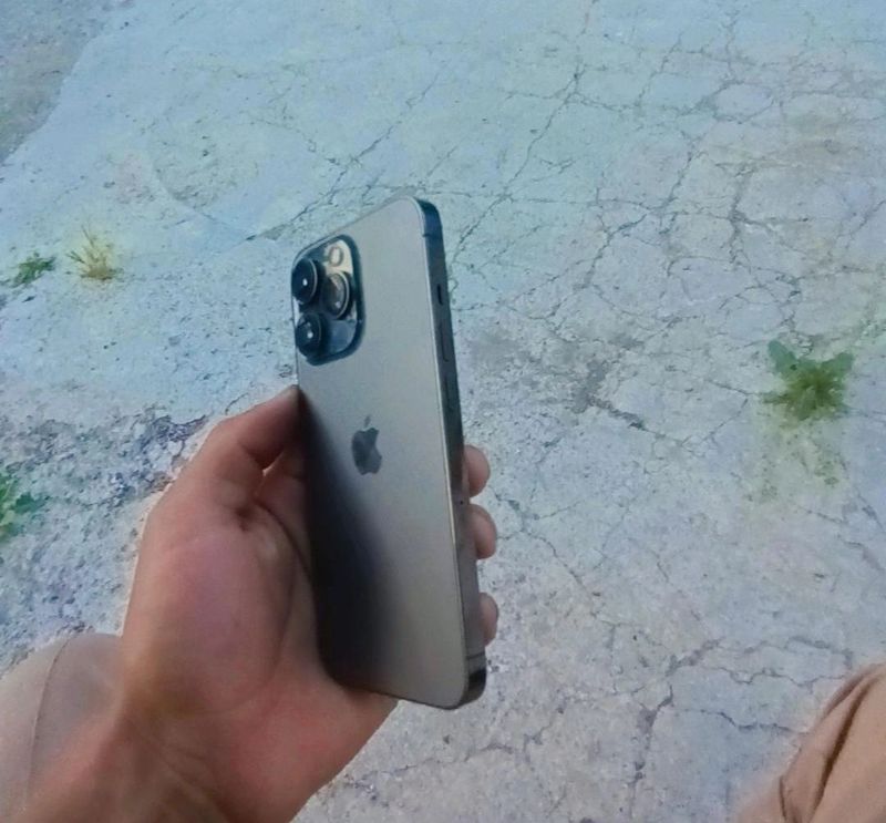 iphon 13pro max sotiladi iphon 13pro max sotiladi