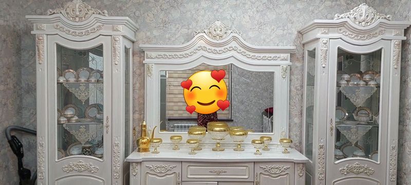 Срочно продаю мебель для гостиной!