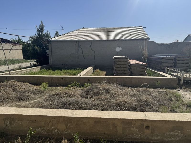 Uchastka 7 sotix sotiladi Uchastka 7 sotix sotiladi