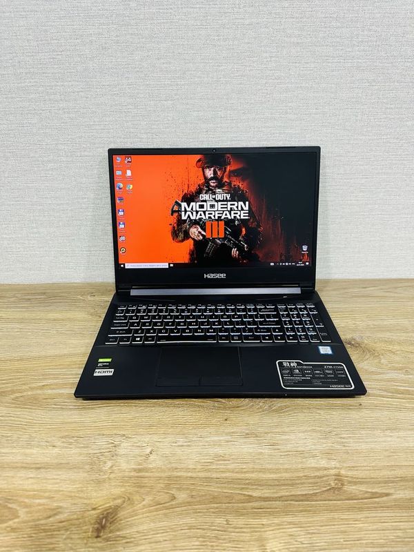 Мощный Hasee Core i5-8 Ядерный/16 ГБ DDR4/512 ГБ SSD/GTX1650-4 ГБ