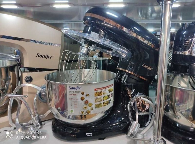 Планетарный миксер Промышленный с чашкой Stand Mixer Mikser sf-8064 Планетарный миксер Промышленный с чашкой Stand Mixer Mikser sf-8064