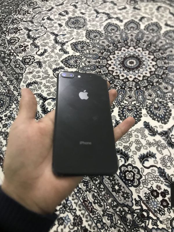 Iphone 8 plus 64gb