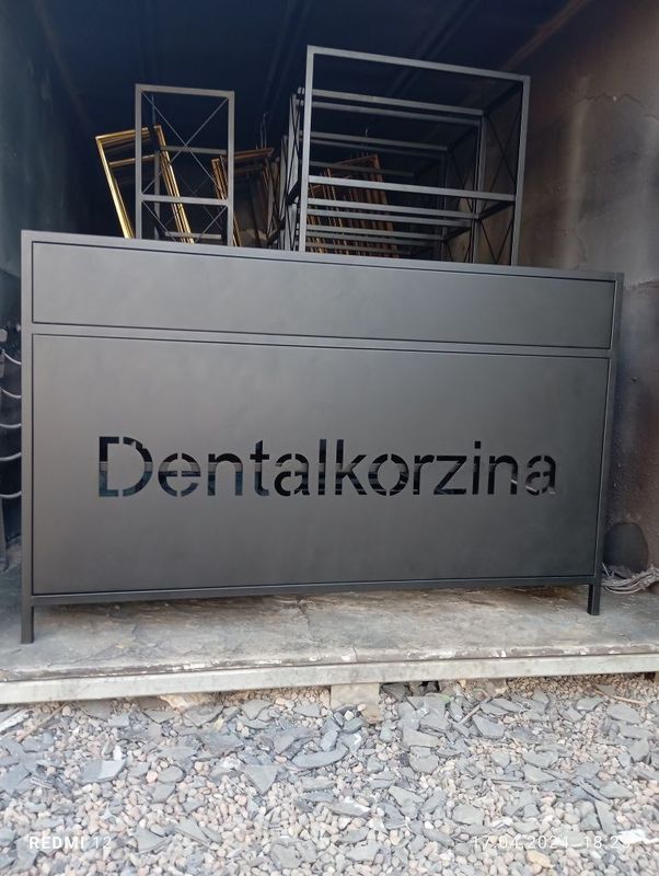 Lazerni rezka metal Lazerni rezka metal