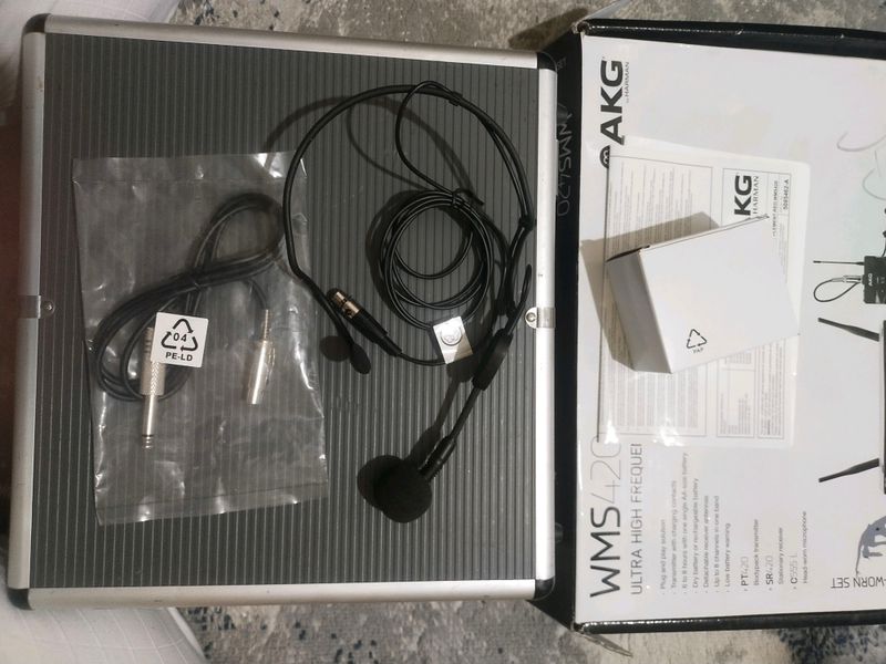 Akg mikrofon 420