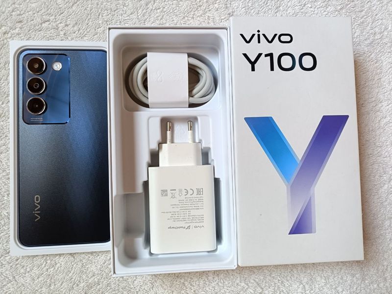 VIVO Y100 VIVO Y100