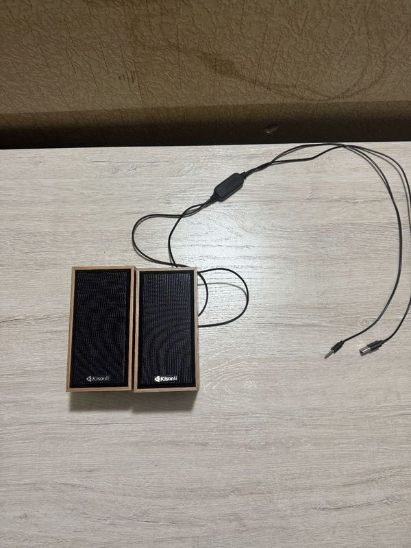Компьютерные колонки 2.0 GFPoWeR TS-01, 6Вт, питание USB Компьютерные колонки 2.0 GFPoWeR TS-01, 6Вт, питание USB