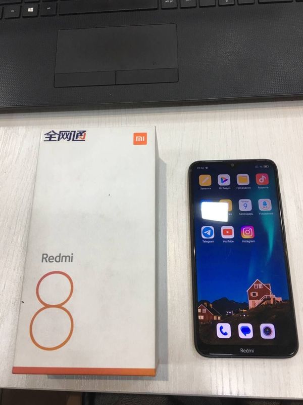 Redmi 8 karobka bor