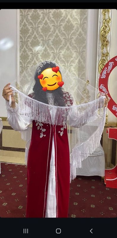 Abaya qizil koylak