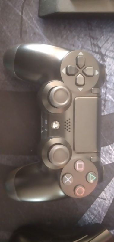 Dualshock 4 в идеальном состоянии