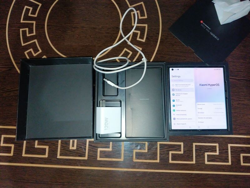 Xiaomi mi mix fold 3 12/256 full yangide Xiaomi mi mix fold 3 12/256 full yangide