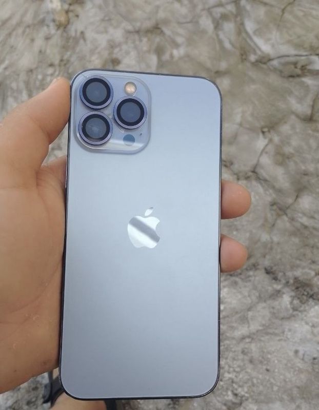 iPhone 13 Pro Max iPhone 13 Pro Max