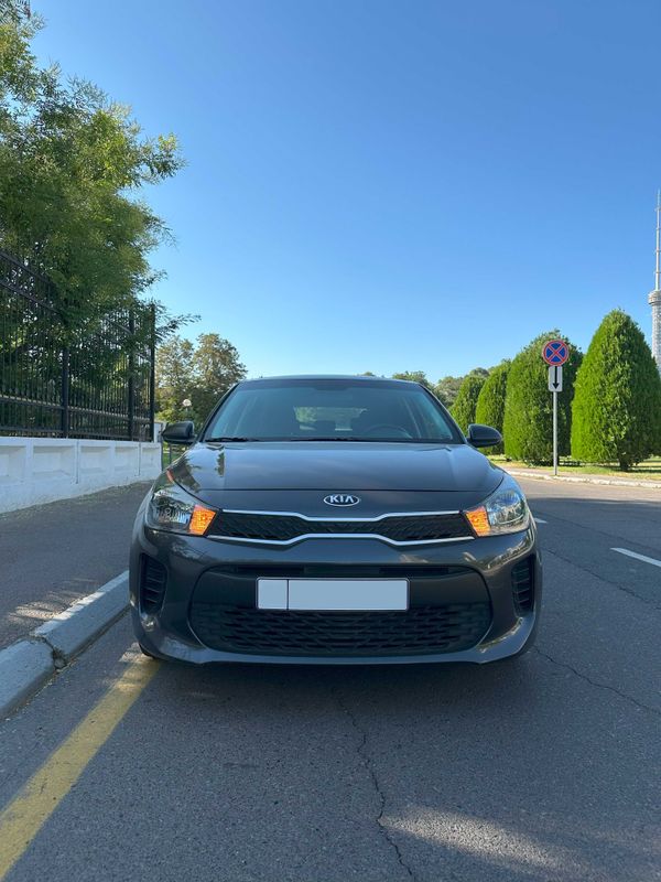 Продается Kia Rio 2019г ( 107 тыс пробег) Цвет Мокрый Асфальт