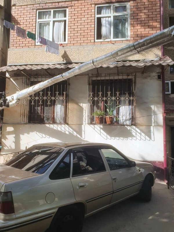 Uy Sotiladi ( dom 1- etaj) 2 xona Uy Sotiladi ( dom 1- etaj) 2 xona