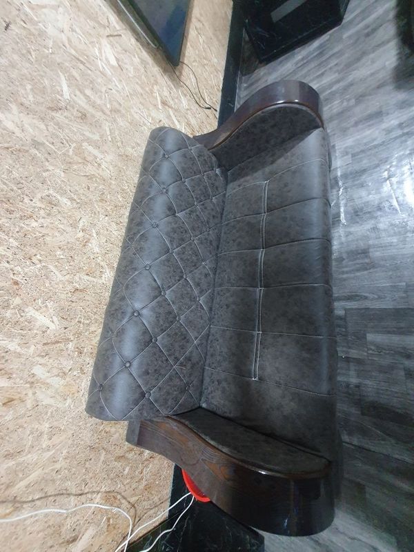 Mehmonxona uchun mebel