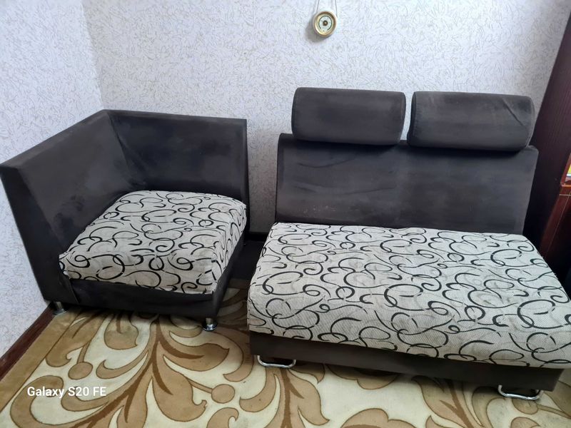Продам уголок для гостинной Продам уголок для гостинной