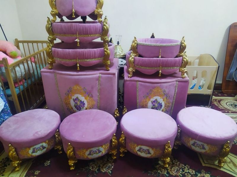 Toy marosimlari uchun sandiqlar Toy marosimlari uchun sandiqlar