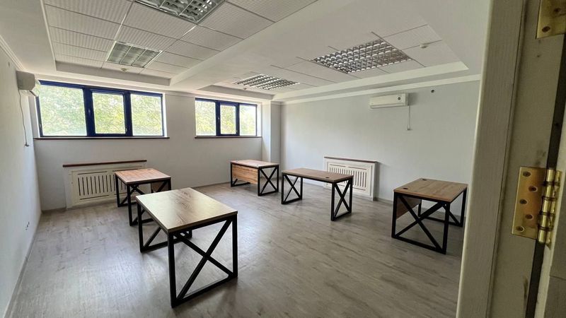 Сдаются Офисные помещения поэтажно или полностью по 175 м2
