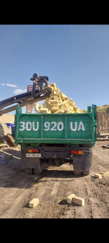 Сифатли пишган стандарт полтара гиштлар Сифатли пишган стандарт полтара гиштлар