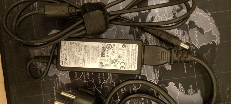 Блок питания для ноутбука Блок питания для ноутбука