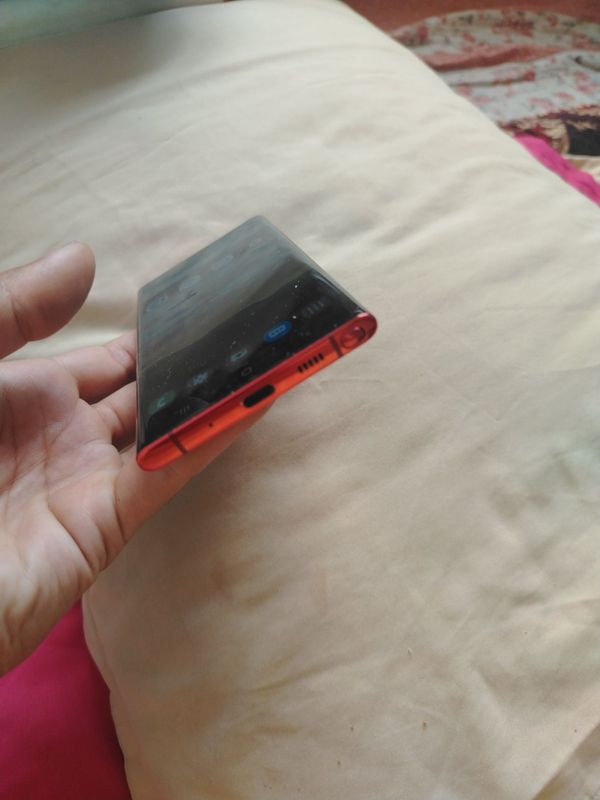 Samsung not 10 sotiladi xolati yaxwi xama yog'i rad oy tilifon qizil r Samsung not 10 sotiladi xolati yaxwi xama yog'i rad oy tilifon qizil r