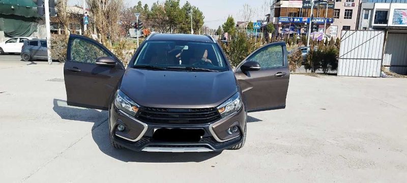 Продается LADA vesta sw cross