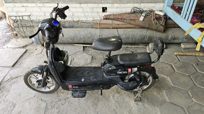 Elektrik skuter. В обмен Elektrik skuter. В обмен