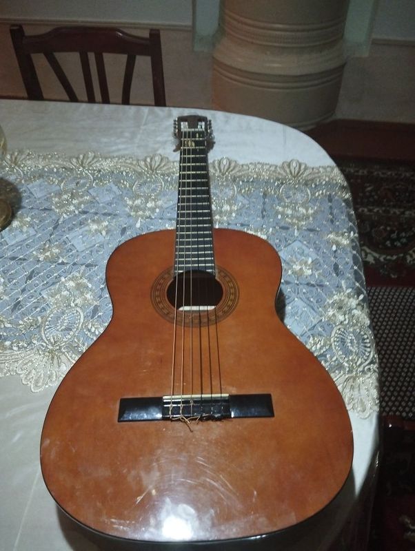 Gitara klasichiskiy