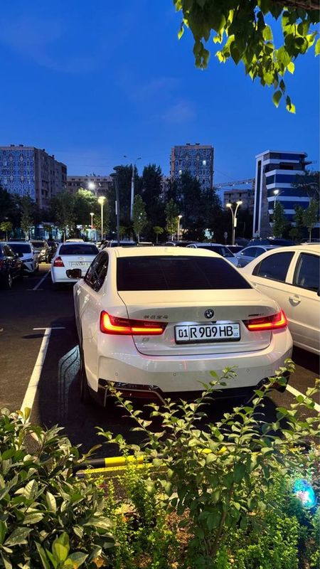 Prodayu BMW i3 eDrive 40L sport night Prodayu BMW i3 eDrive 40L sport night