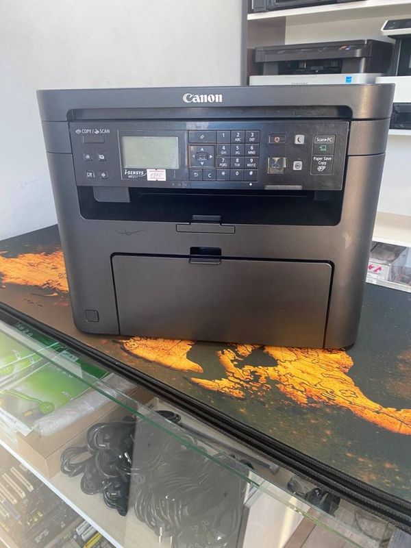 Canon i-sensys MF211