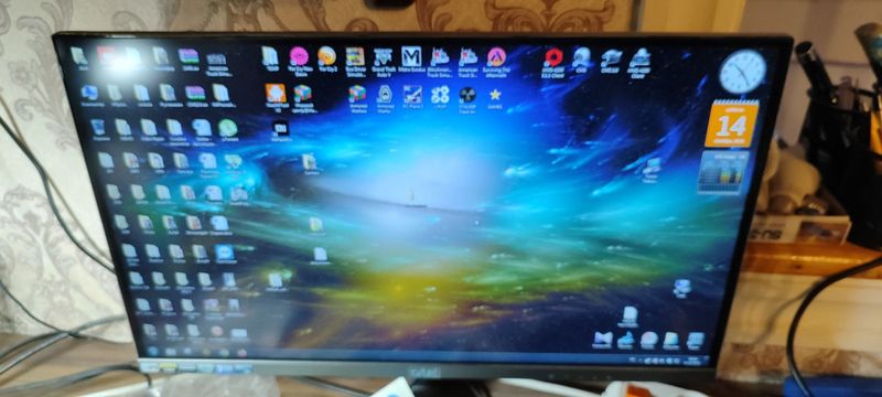 Продам компьютер i5 игровой 24" монитор