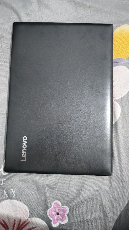 Lenovo noutbuk 1tb sotiladi