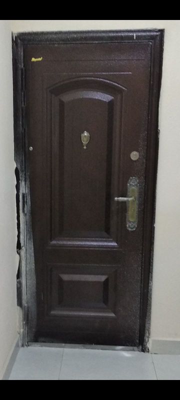 Продам железную дверь Продам железную дверь