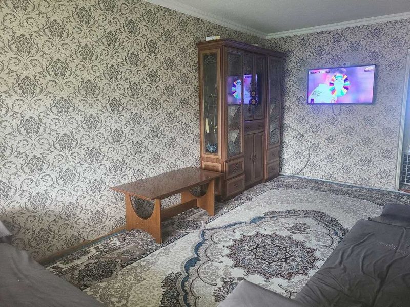 Kirgili konechkada 3 xonali uy mebel jihozlari bilan sotiladi. Kirgili konechkada 3 xonali uy mebel jihozlari bilan sotiladi.