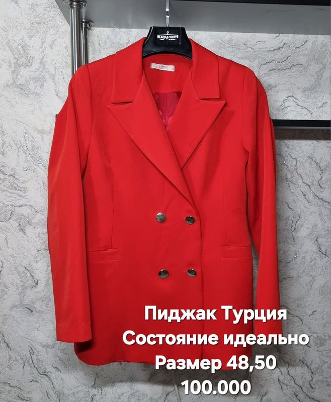 Женские одежды пиджаки в отличном состоянии Женские одежды пиджаки в отличном состоянии