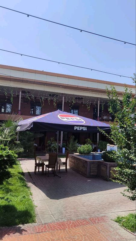 Pepsi zontik 4*4, kafe,magazinlar uchun sotiladi Pepsi zontik 4*4, kafe,magazinlar uchun sotiladi