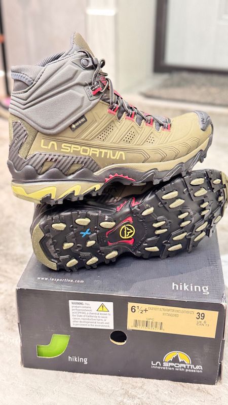 Треккинговые ботинки La Sportiva ULTRA RAPTOR II MID LEATHER GTX