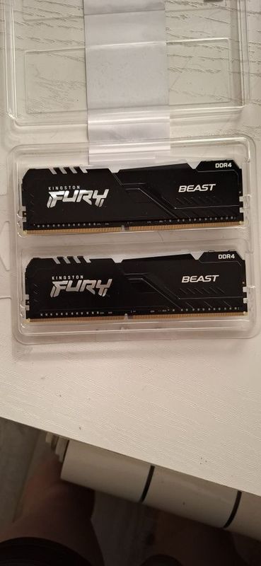 Kingston Fury BEAST DDR4 3200. (2x16*32 Gb)